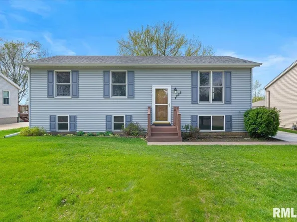 1733 W 58th St, Davenport, IA 52806