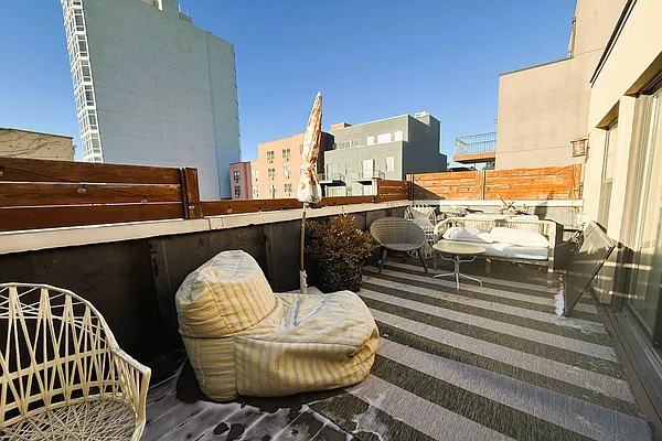 Rented by Douglas Elliman | media 9