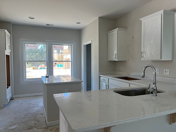 4th image of 162 Grissett Lake Dr