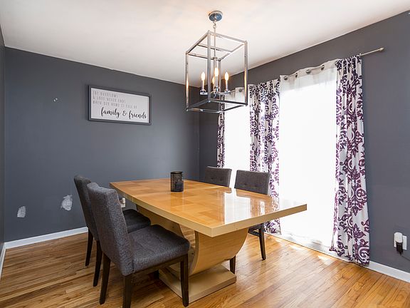 3rd image of 3005 Green Meadow Ln