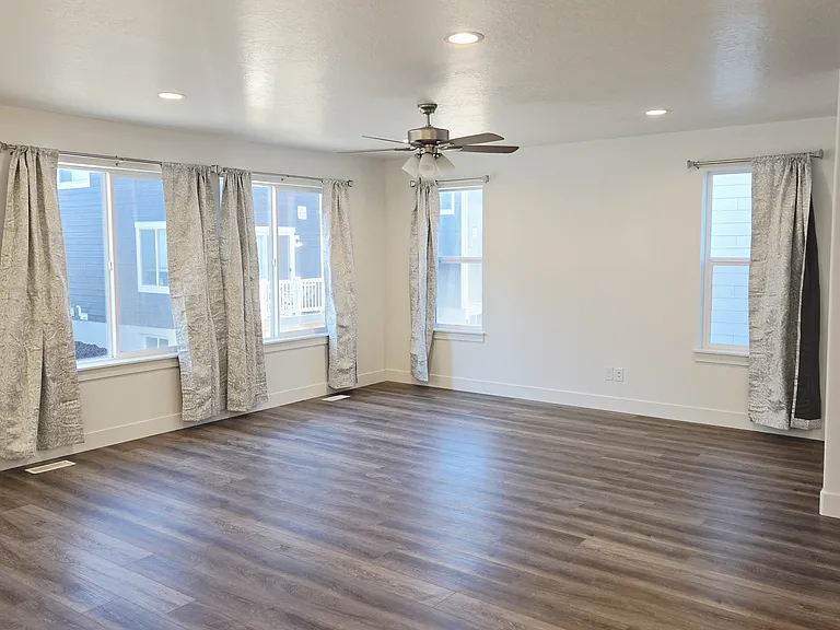 4022 W 1100 N — Photo 11