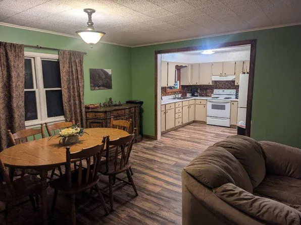 768 Us Highway 63, Clayton, WI 54004