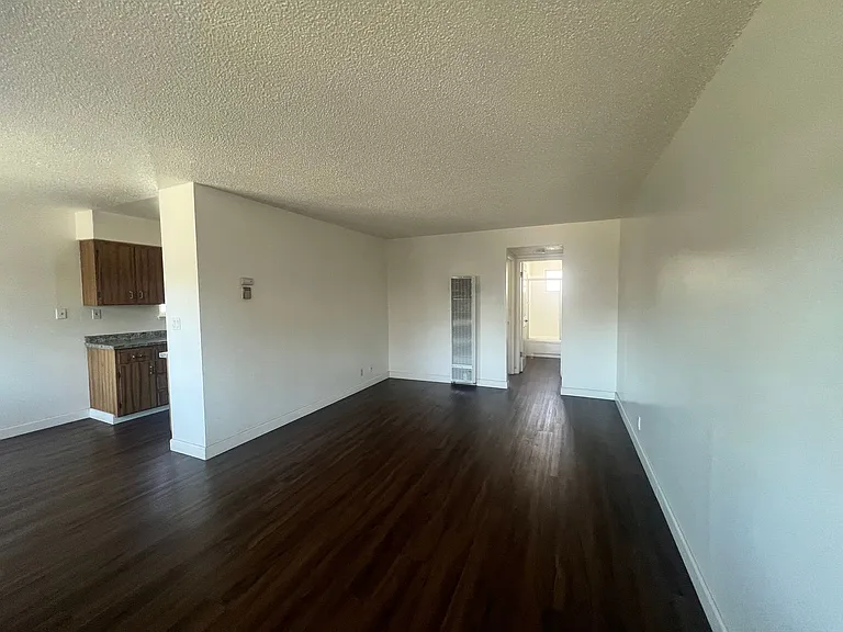 631 Nordale Ave — Photo 4