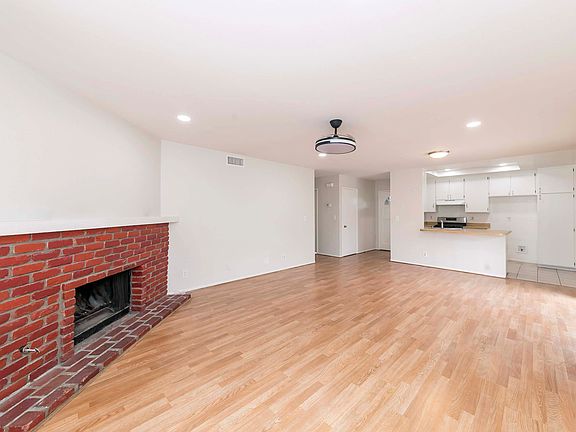 5th image of 1300 W Lido Pl APT F