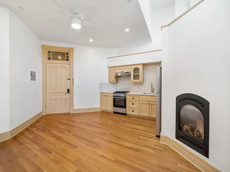 1314 Palm St #208 — Photo 8