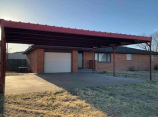 705 A St, Tyrone, OK 73951