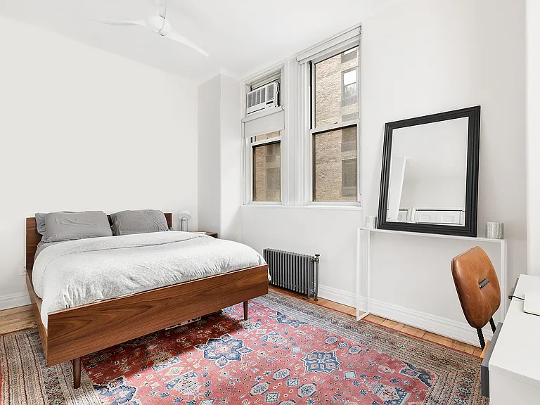 4 Lexington Ave #8H — Photo 4