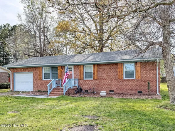 213 N Mcrae Street, Burgaw, NC 28425