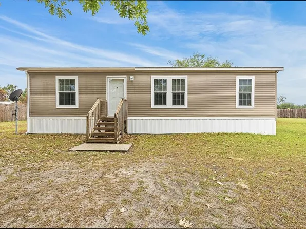 699 SE 57th Court Rd, Trenton, FL 32693