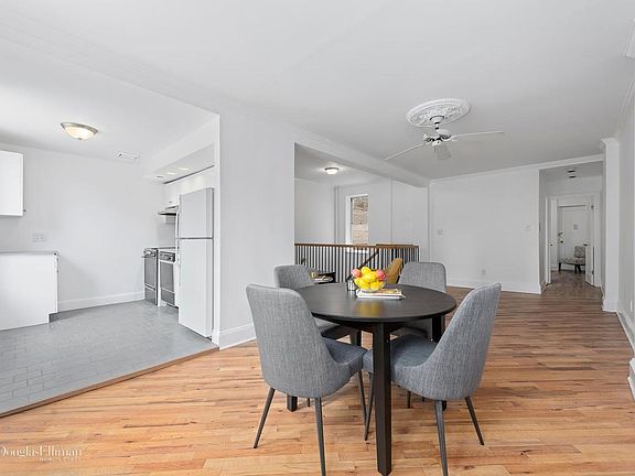 3rd image of 280 Saint Johns Pl APT 1A
