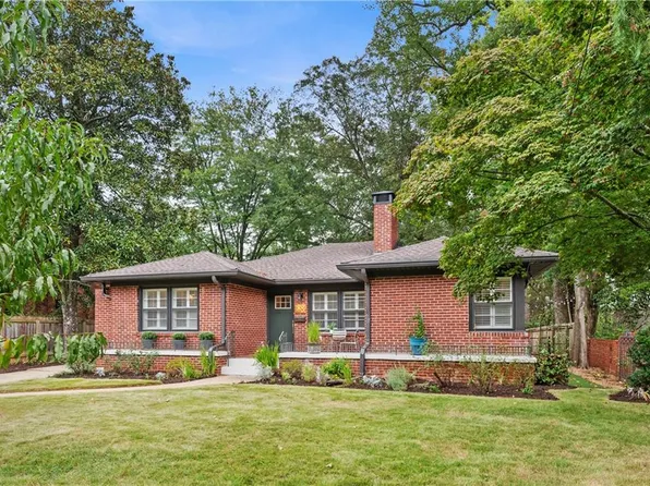 88 Clarendon Ave, Avondale Estates, GA 30002