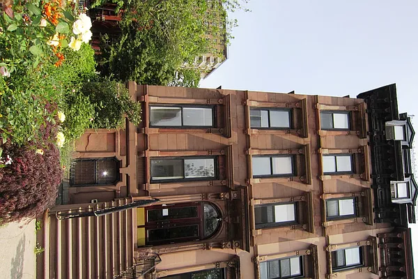 Rented by Corcoran | media 27