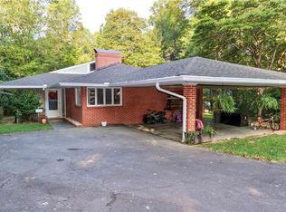 107 Speer Ave, Boonville, NC 27011