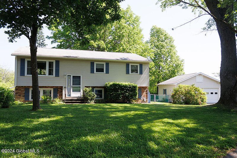 3rd image of 53 Glaston Court
