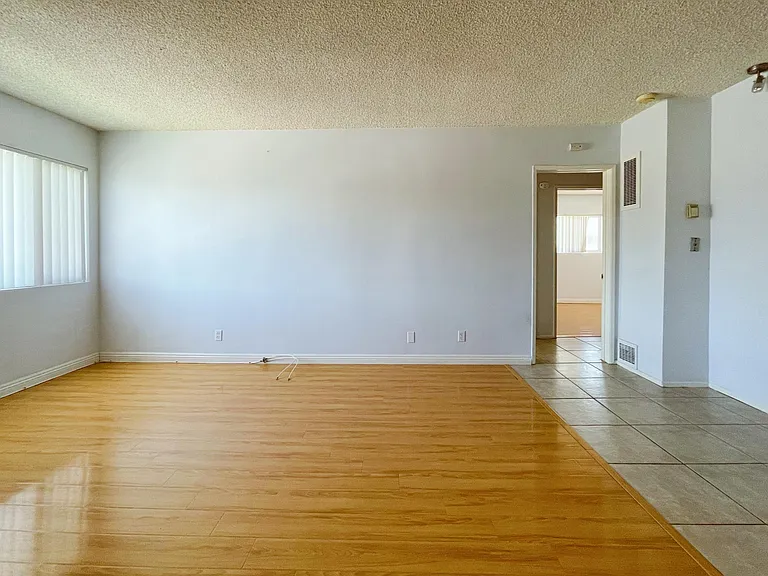 532 N New Ave #14 — Photo 6
