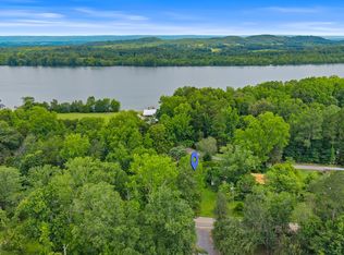 195 Crisp Ln, Decatur, TN 37322