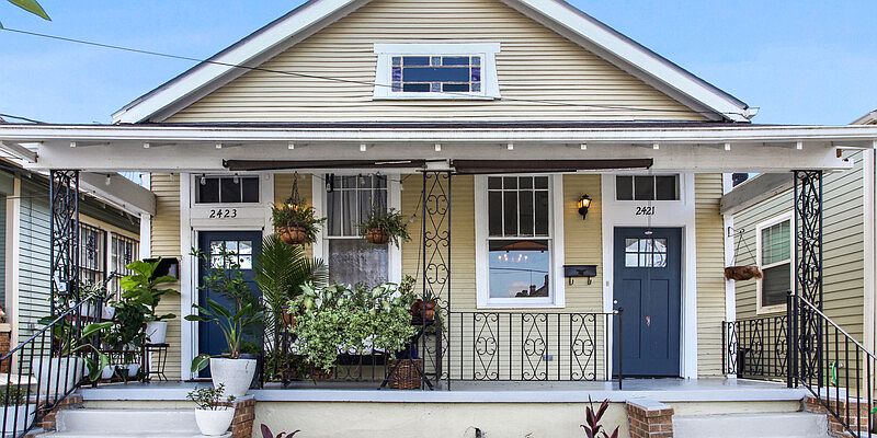 1st image of 2423 Valence St