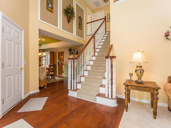 4th image of 195 Enclave Blvd