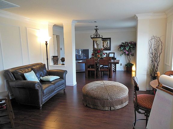 5th image of 11157 Creekwood Dr