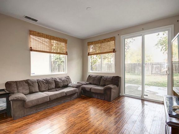 4th image of 3054 Staysail St