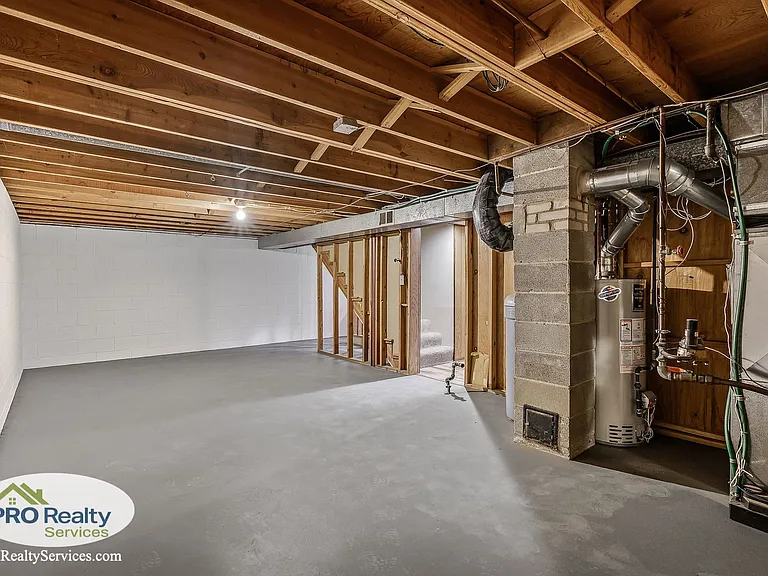 4725 Valley Rd — Photo 20
