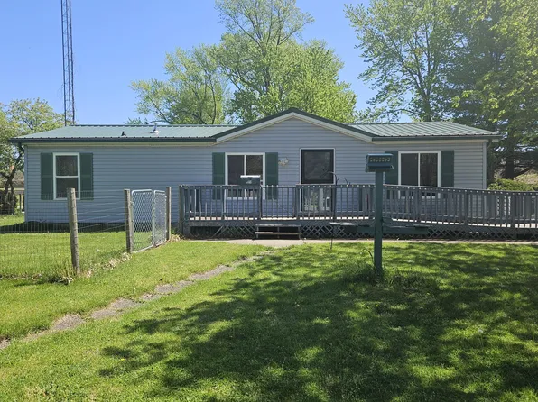 401 Union St, Dowagiac, MI 49047