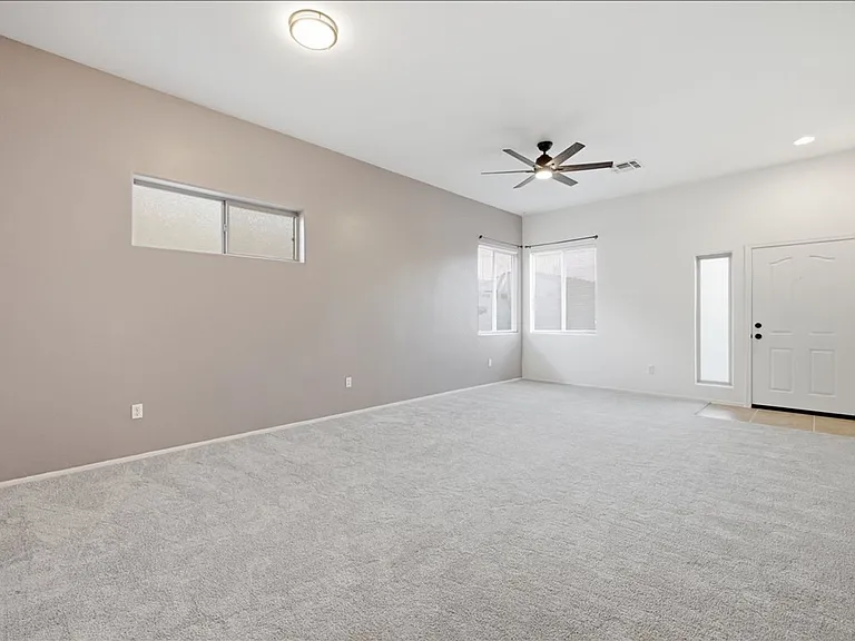 601 E Pima Meadows Dr — Photo 6