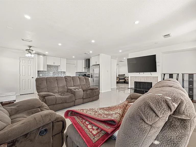 15707 Crooked Arrow Dr — Photo 5