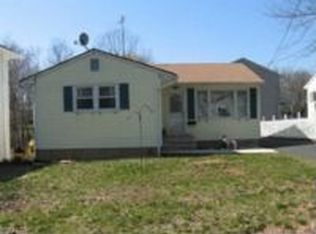 100 Park Way, Edison, NJ 08817