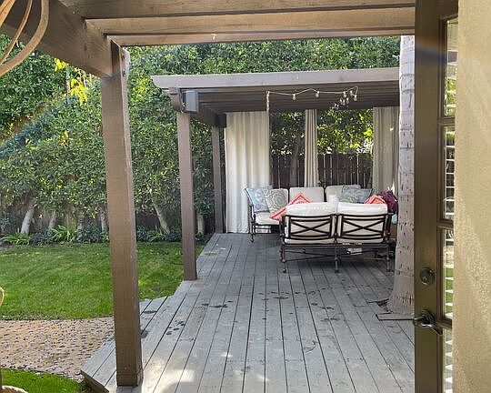 5th image of 846 Westmount Dr