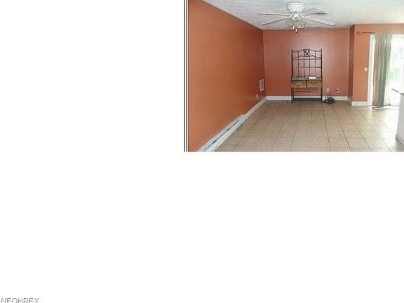 4th image of 727 University Ave
