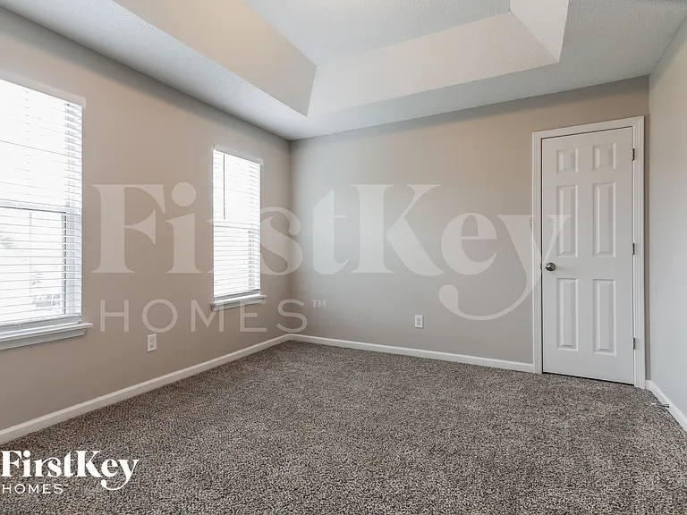 3217 Ivy Lake Ct — Photo 14