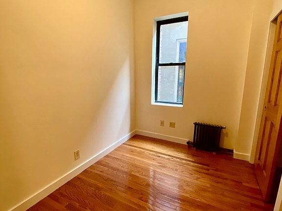 4th image of 217 E 27th St APT 10