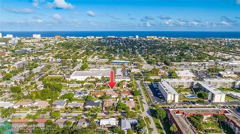 1st image of 613 SE 8th Ave