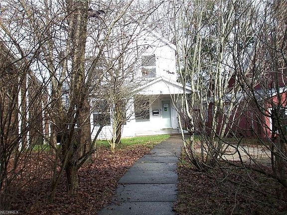 front view-2 with treed lot