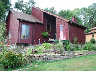 220 Fawn Ln, Clintwood, VA 24228