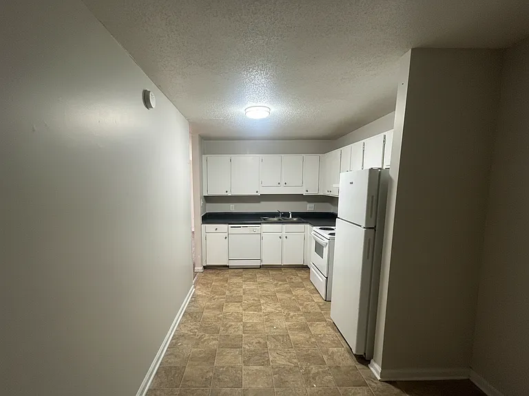 Riverchase Rental Homes — Photo 9