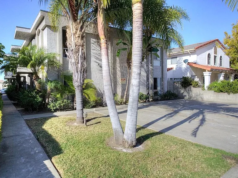 4522 Dawson Ave #3 — Photo 10