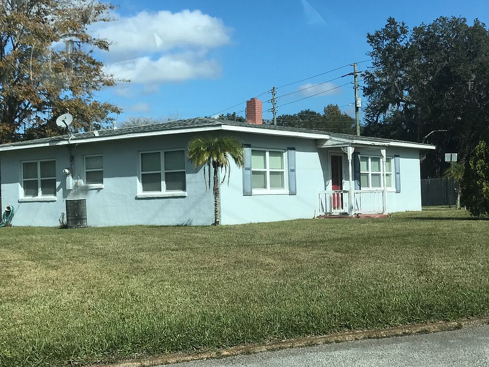 2nd image of 200 W Vivian Dr