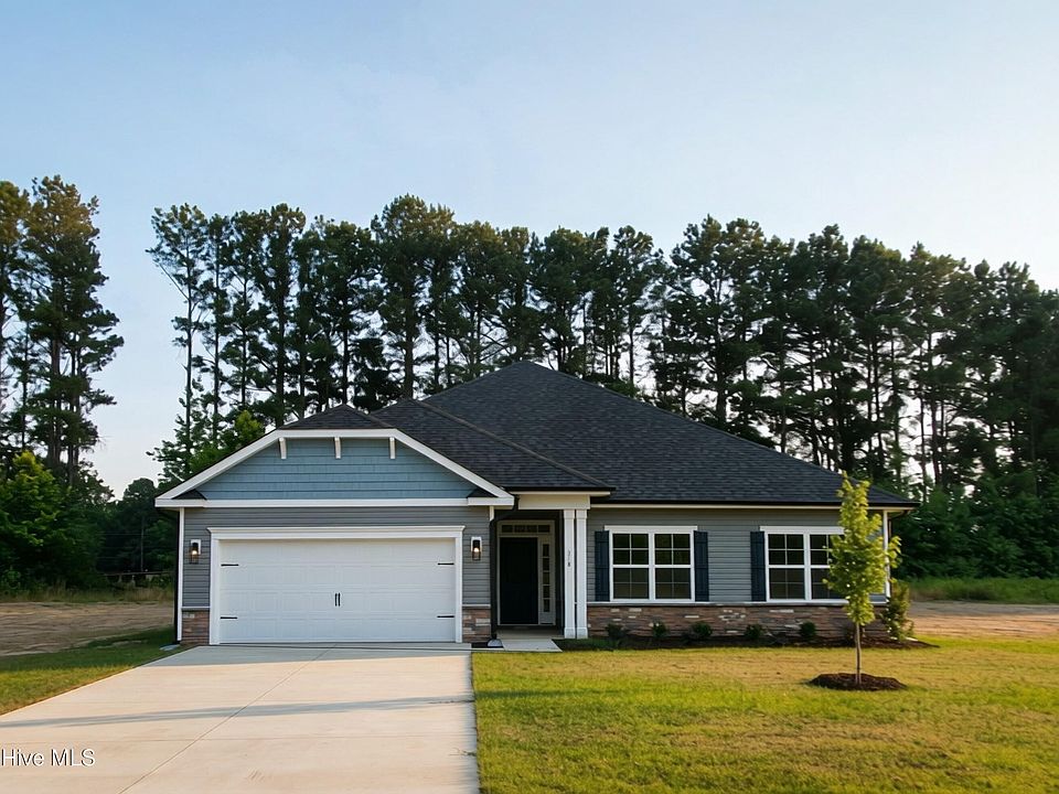 1st image of 318 Eastwood Drive