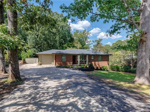 3542 N Druid Hills Rd, Decatur, GA 30033