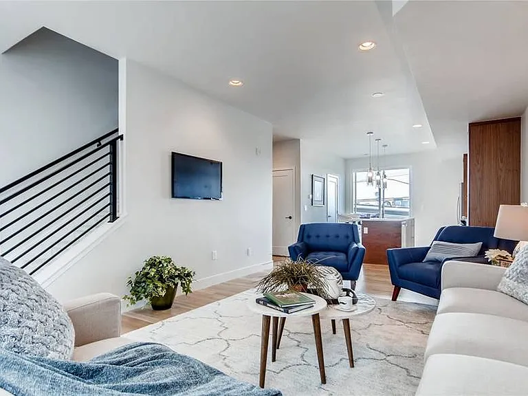 Living Room - 1906 Grove Street