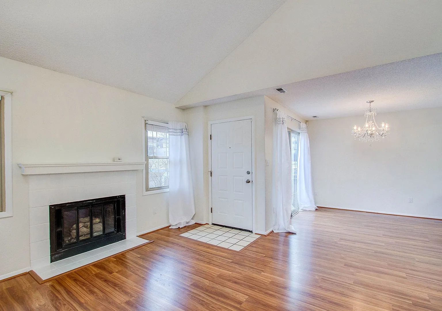 Impeccably Maintained End Unit Townhome with 2-Car Garage: Effortless Comfort & Convenience Await! — Photo 4