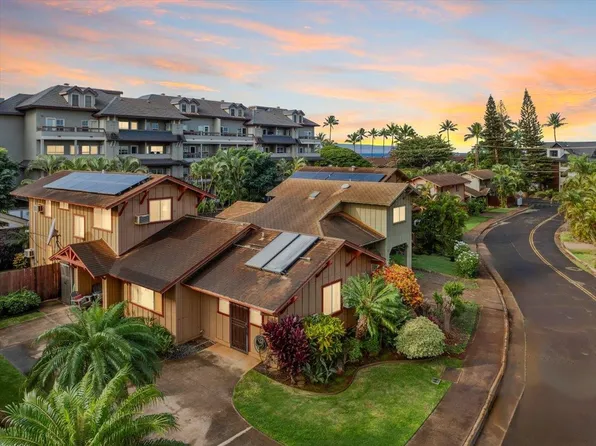 30 Haku Hale Pl, Lahaina, HI 96761