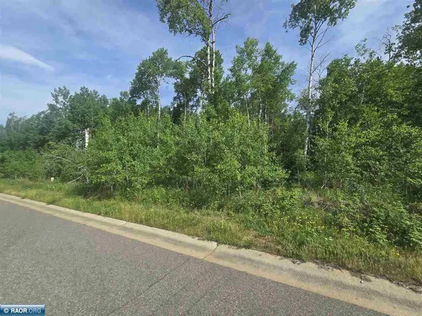 102 Stubler Dr, Buhl, MN 55713