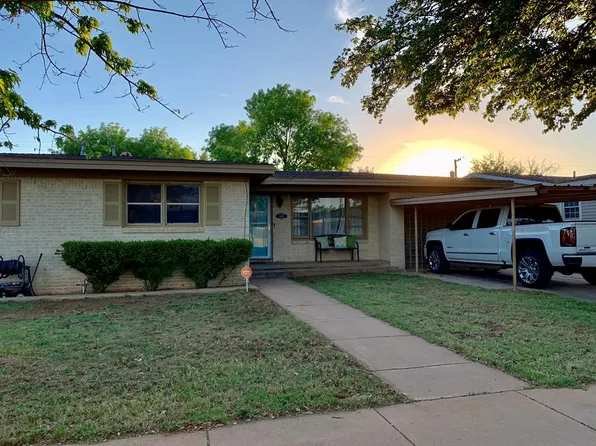 1103 NW 7th St, Andrews, TX 79714
