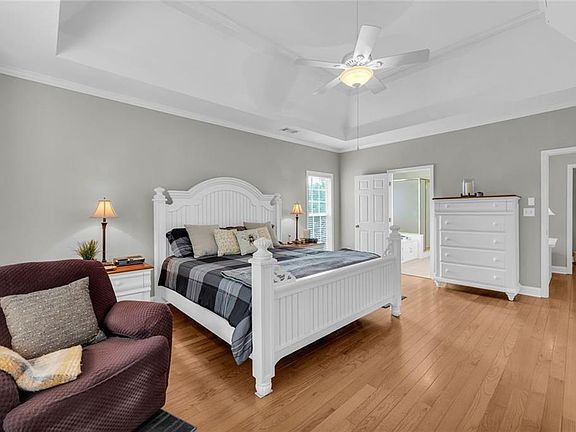 5th image of 1390 Beringer Dr