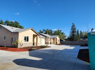 1227 S Pinkham St, Visalia, CA 93292