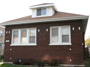 5820 S Whipple St, Chicago, IL 60629