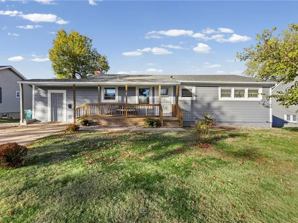 1612 Main St, Osawatomie, KS 66064